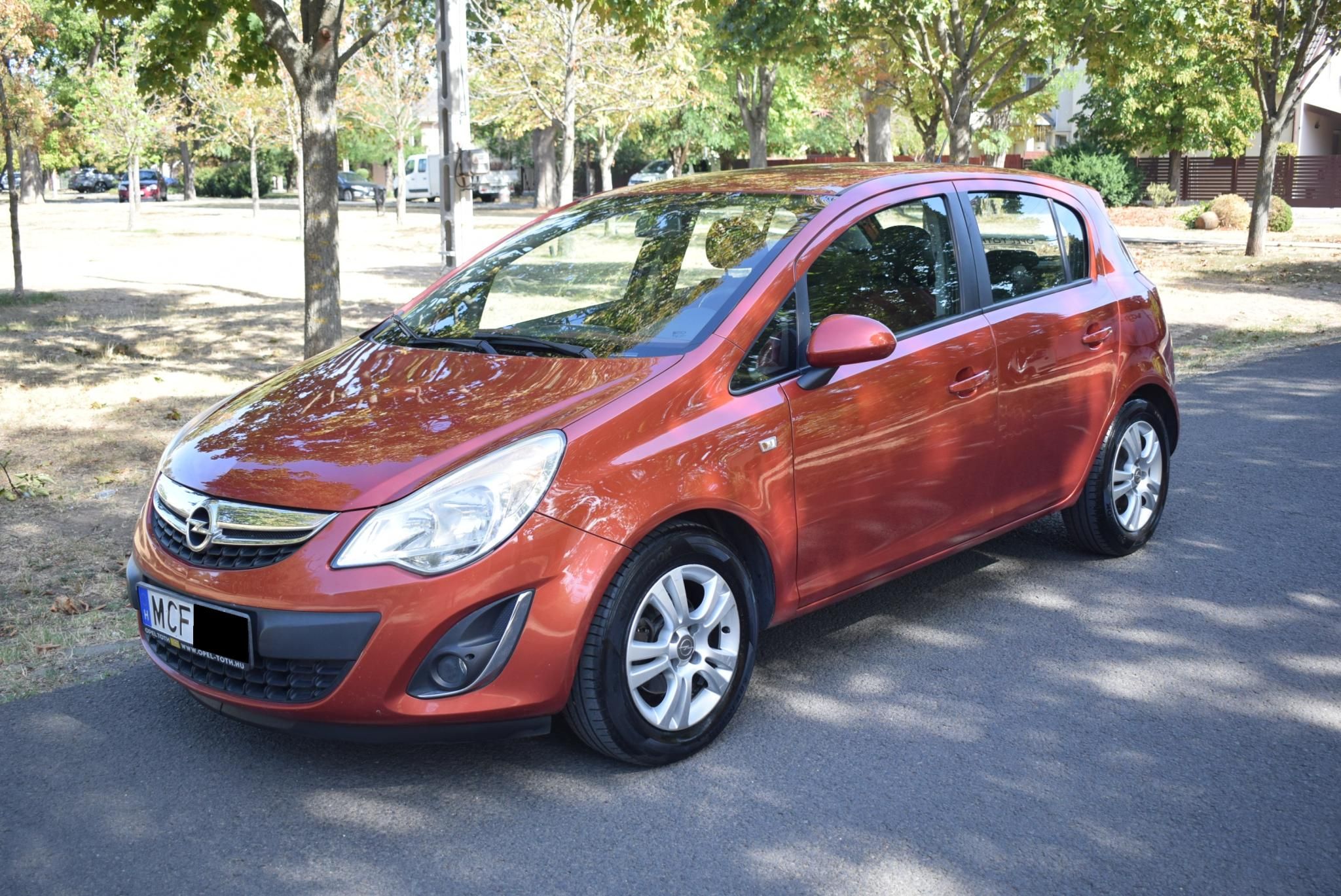 Opel Astra H 1,6 85 kW rok 2012, Maďarsko — foto 10 z 12