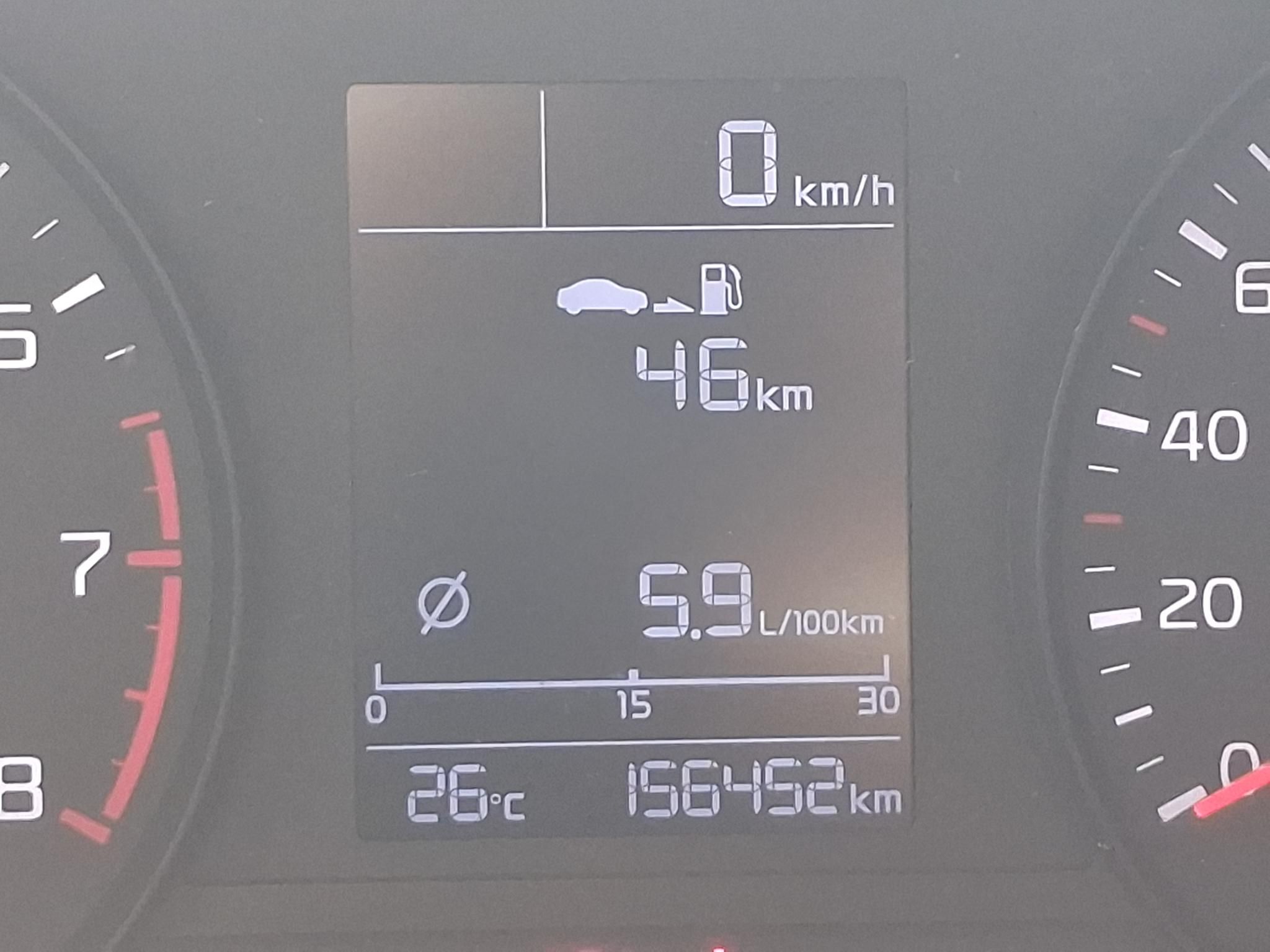 Kia Stonic 1,2 MPI 62 kW rok 2020, 156 452 km, Maďarsko — foto 12 z 26