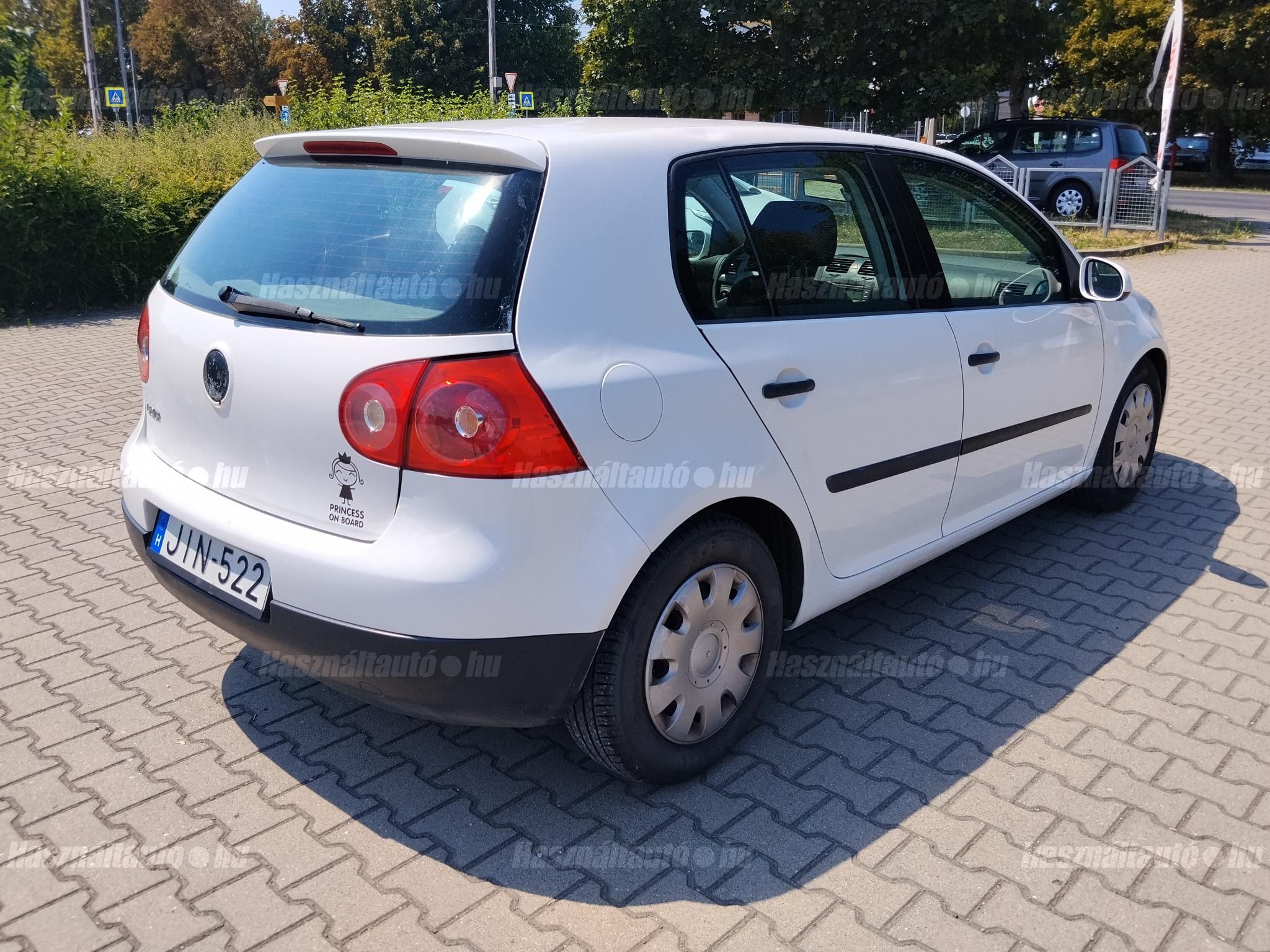 Volkswagen Golf V Comfortline 1.4 55 kW manuál, Maďarsko — foto 5 z 5