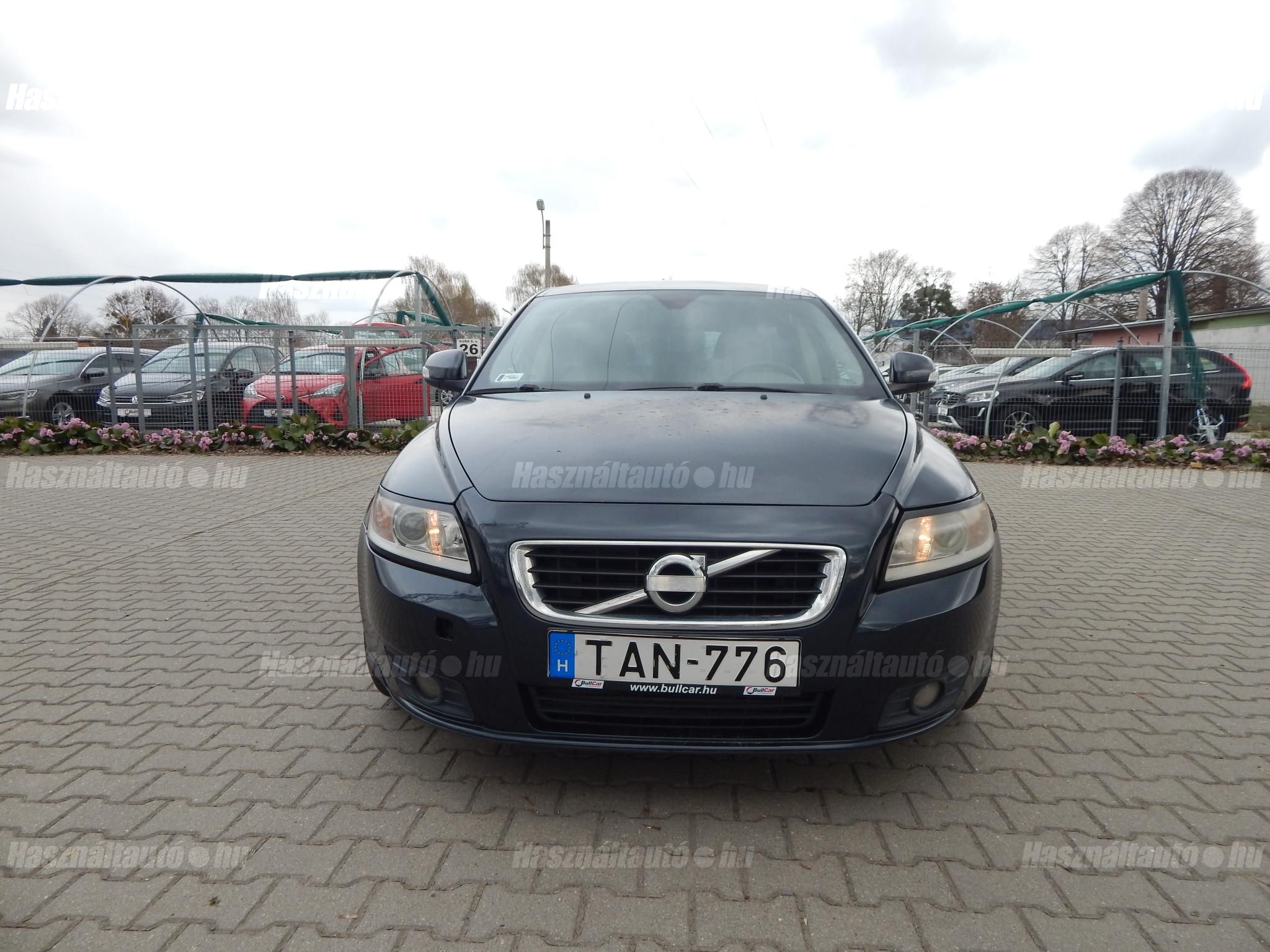 Volvo v50 1.6d 1.6 D 84 kW manuál, Maďarsko — foto 2 z 12