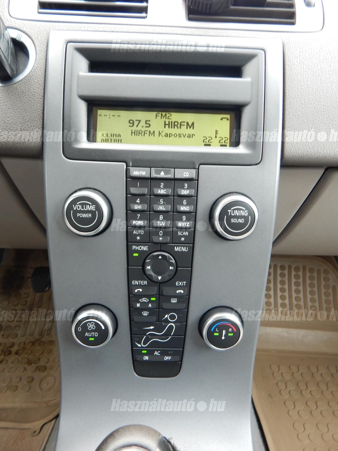 Volvo v50 1.6d 1.6 D 84 kW manuál, Maďarsko — foto 8 z 12