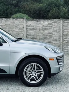 Porsche Macan S 250 kW automat rok 2015, 106 000 km, Slovensko — foto 15 z 53