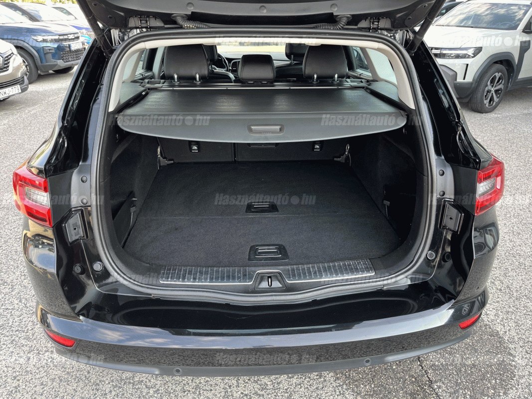 Renault Talisman Grandtour 1.6 dCi 96 kW rok 2016, 165 847 km, Maďarsko — foto 6 z 12
