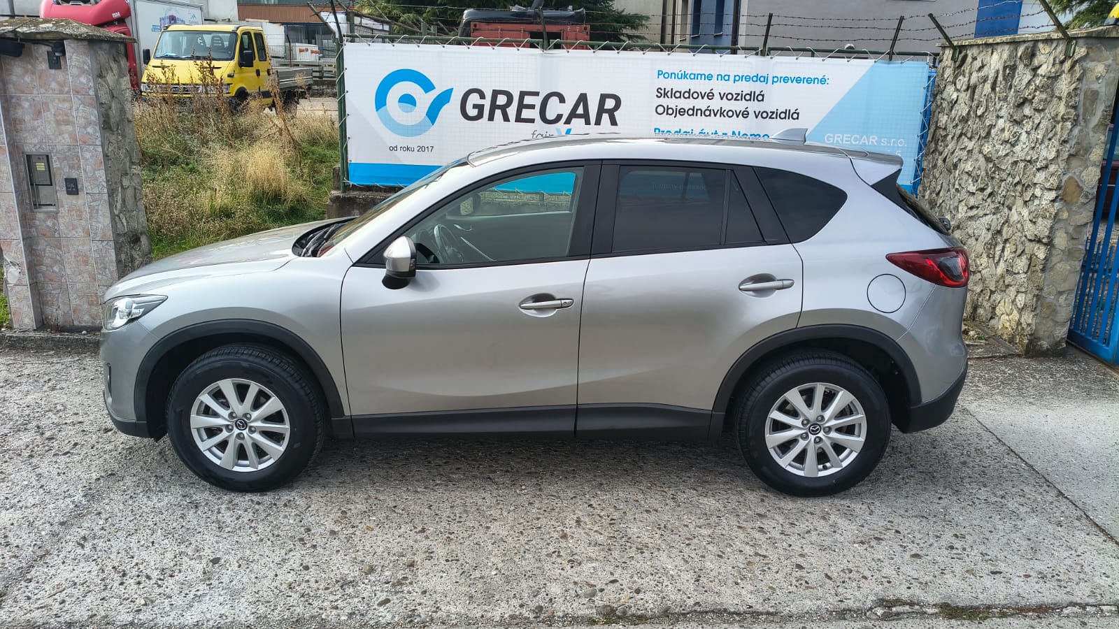 Mazda CX-5 AWD 2.0 automat rok 2012, Slovensko — foto 2 z 30