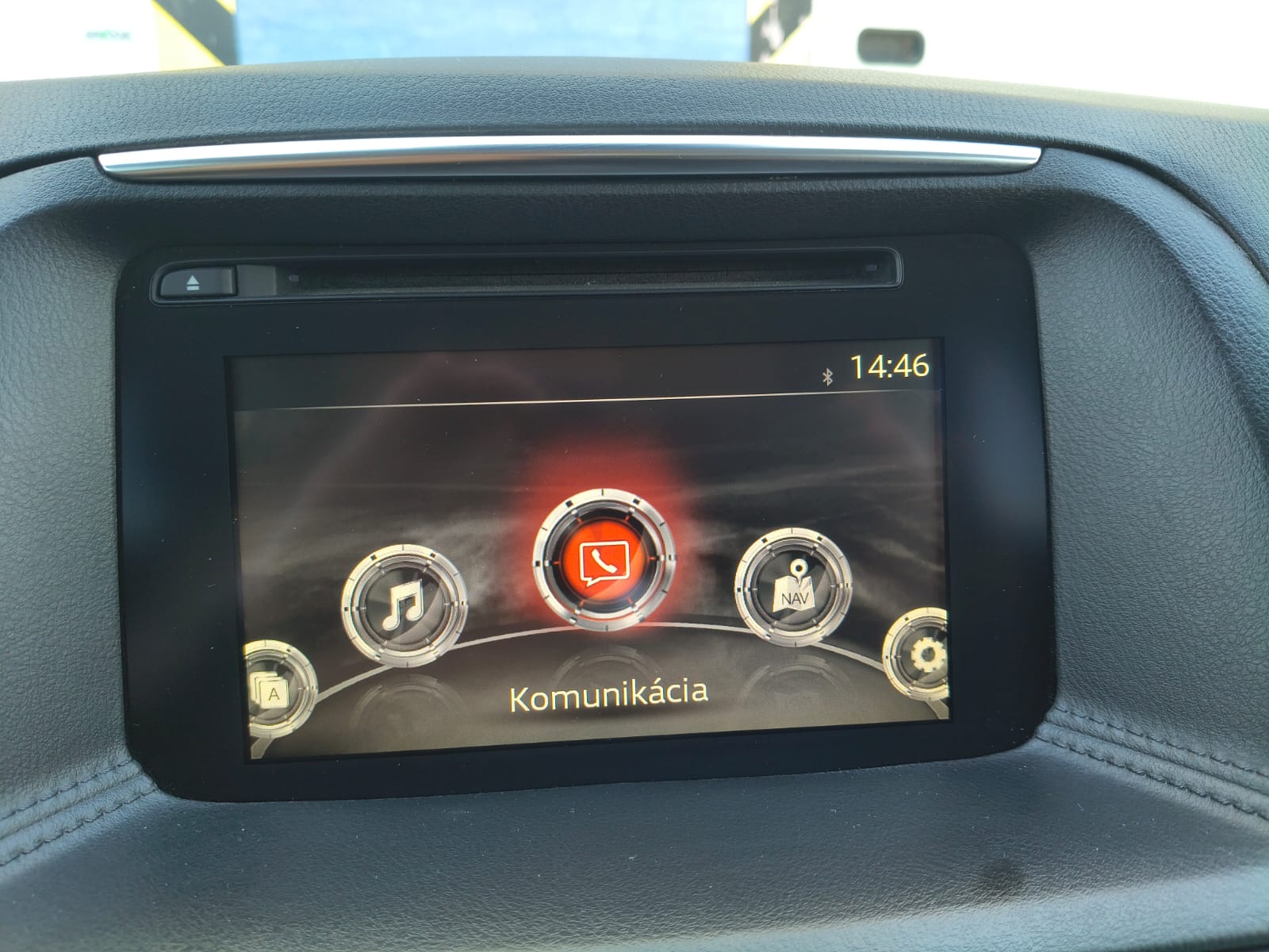 Mazda CX-5 AWD 2.0 rok 2015, Slovensko — foto 9 z 22