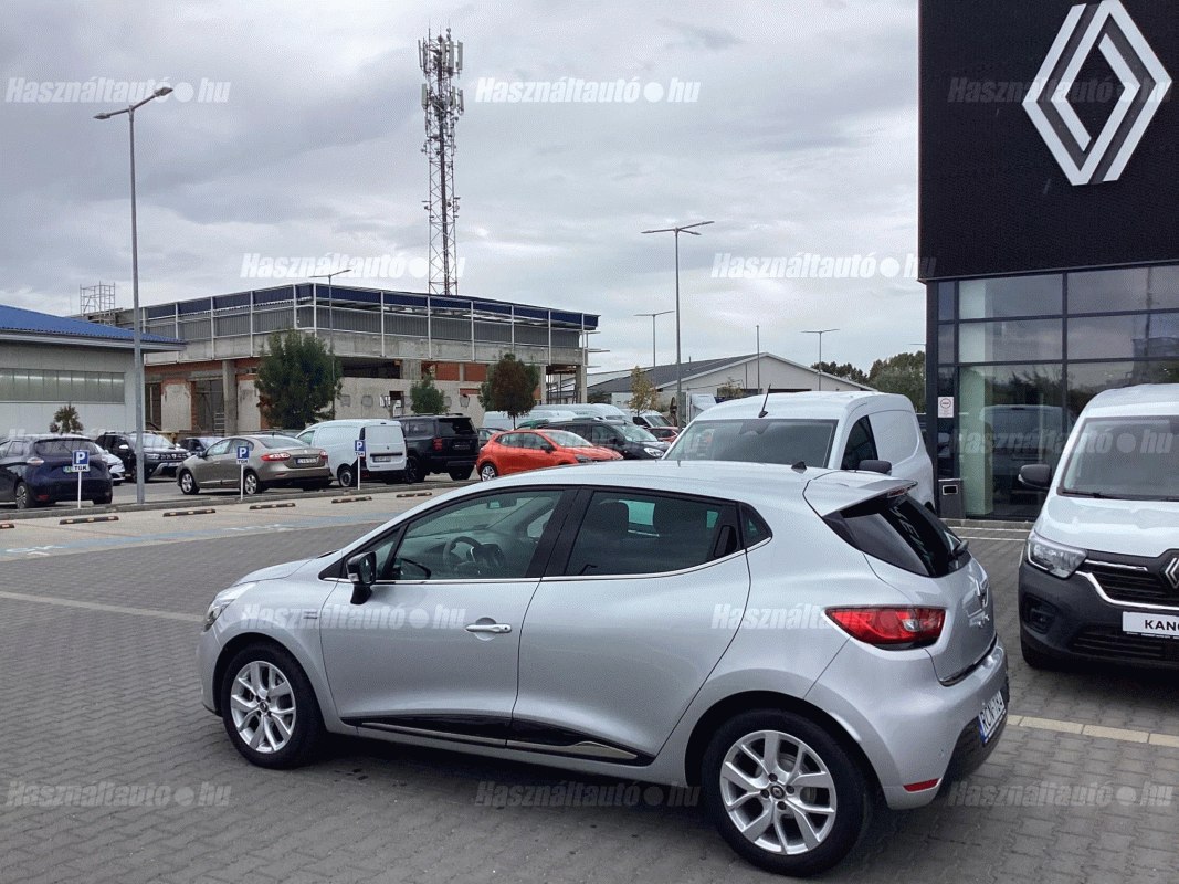 Renault Clio 0.9 TCe 66 kW rok 2018, 59 654 km, Maďarsko — foto 4 z 6