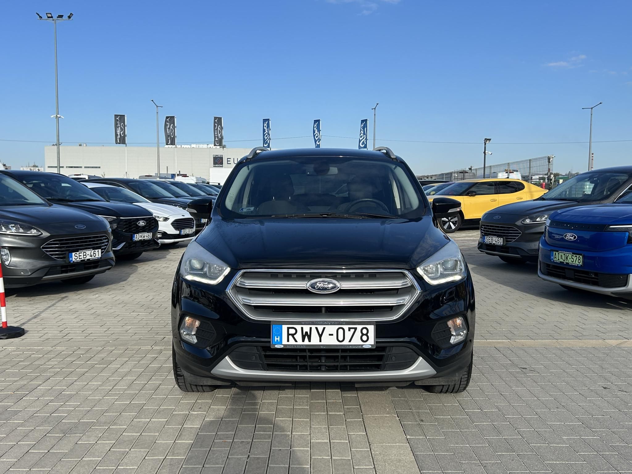 Ford Kuga EcoBoost Titanium 1.5 110 kW manuál rok 2019, 54 000 km, Maďarsko — foto 5 z 23