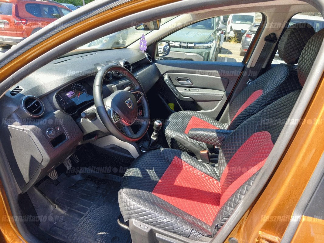 Dacia Duster 1.3 TCe 96 kW rok 2019, 83 136 km, Maďarsko — foto 9 z 13