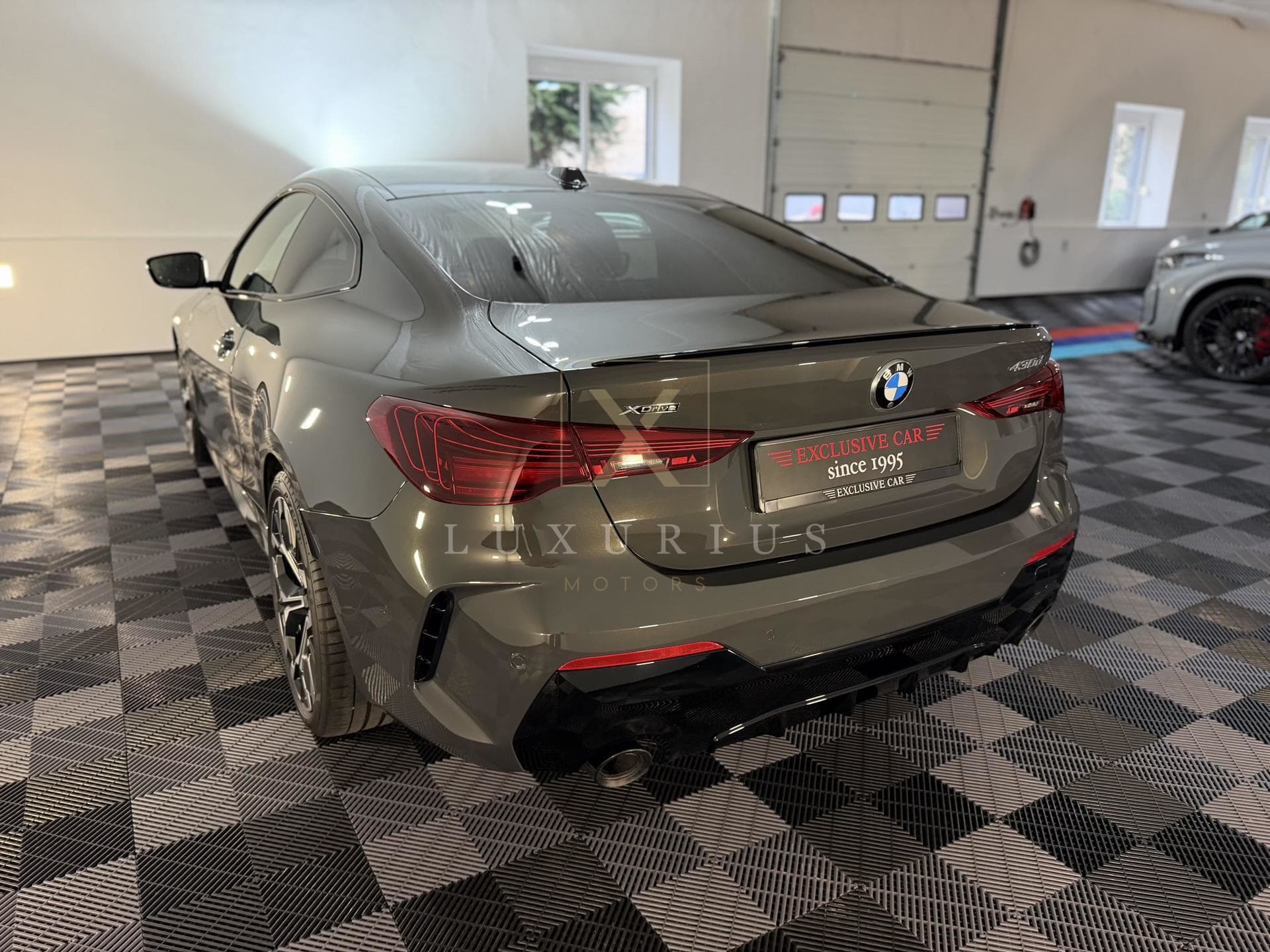 BMW Řada 4 automat rok 2024, Slovensko — foto 8 z 8
