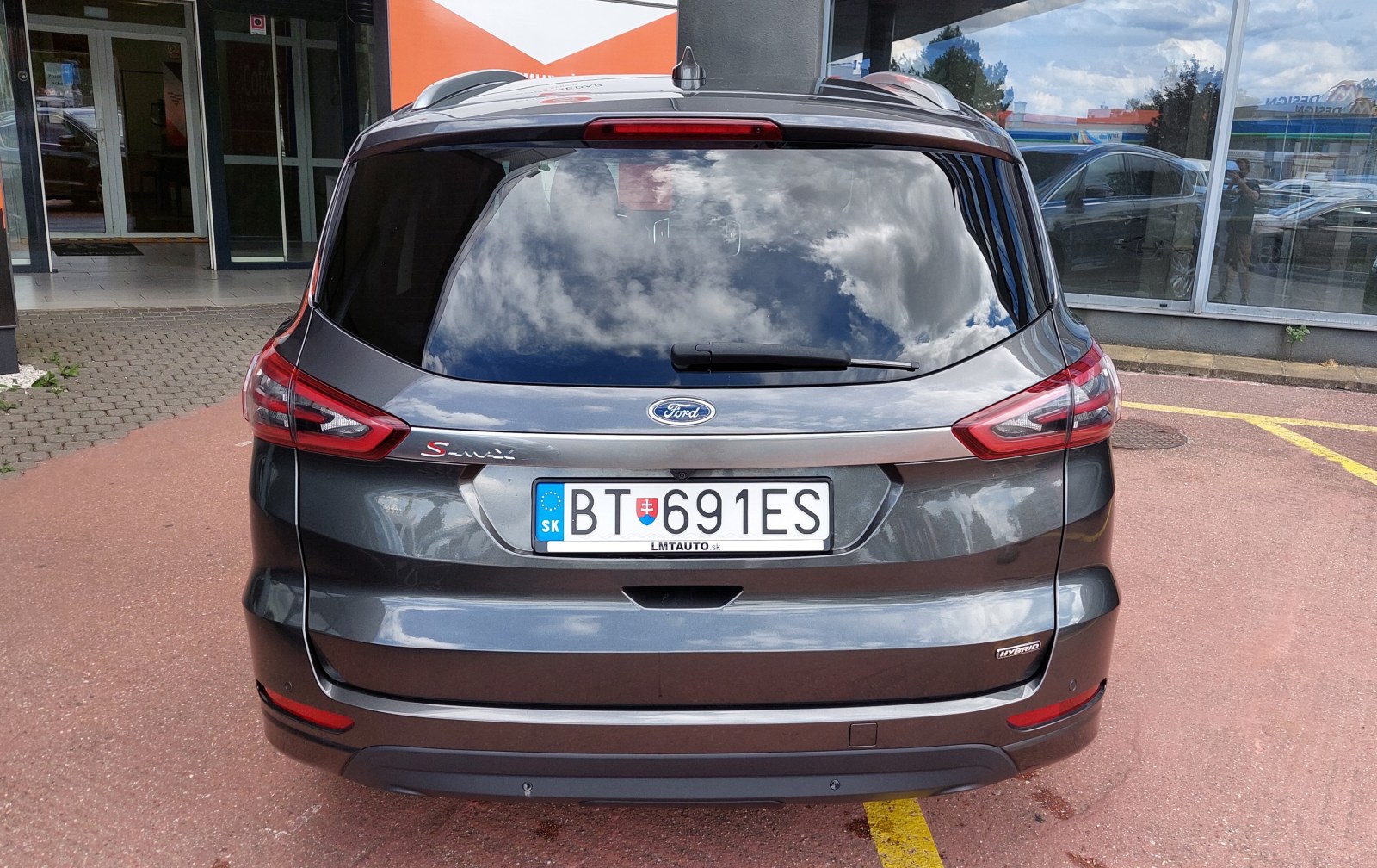 Ford S-Max Duratec Hybrid 2.5 D 140kW CVT, 173 294 km, Slovensko — foto 6 z 45