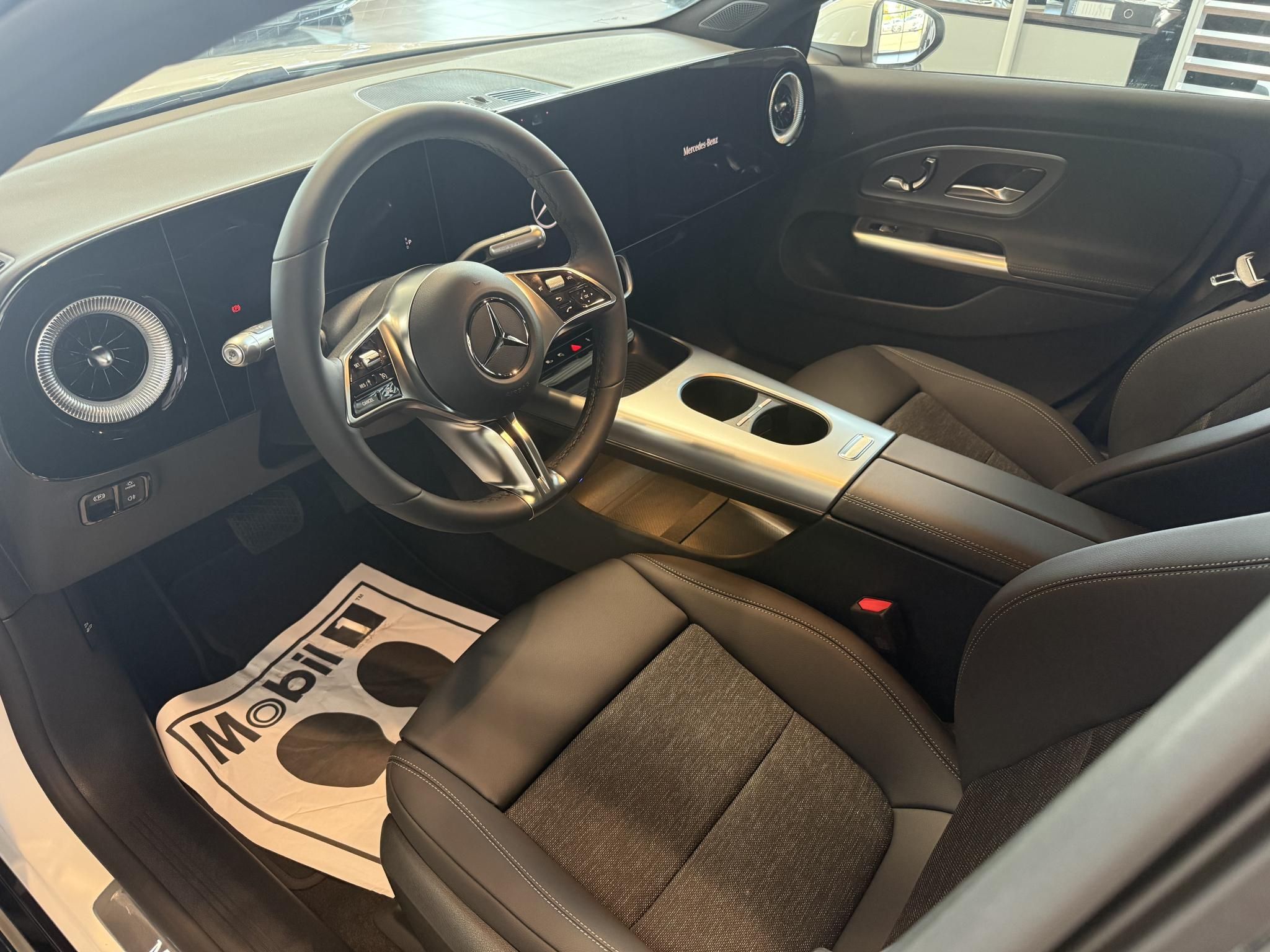 Mercedes-Benz Cla 165 kW automat rok 2026, Maďarsko — foto 4 z 6