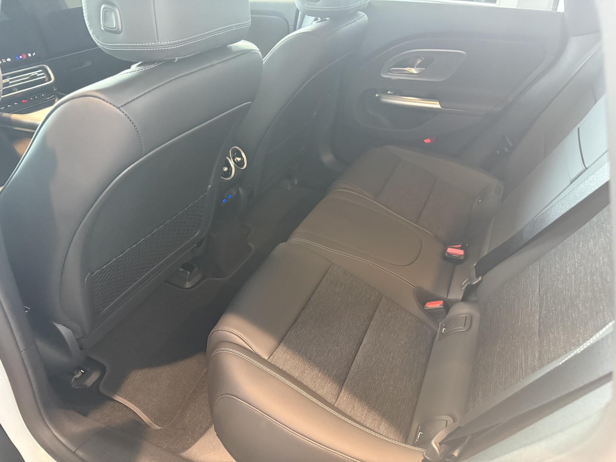 Mercedes-Benz Cla 165 kW automat rok 2026, Maďarsko — foto 6 z 6