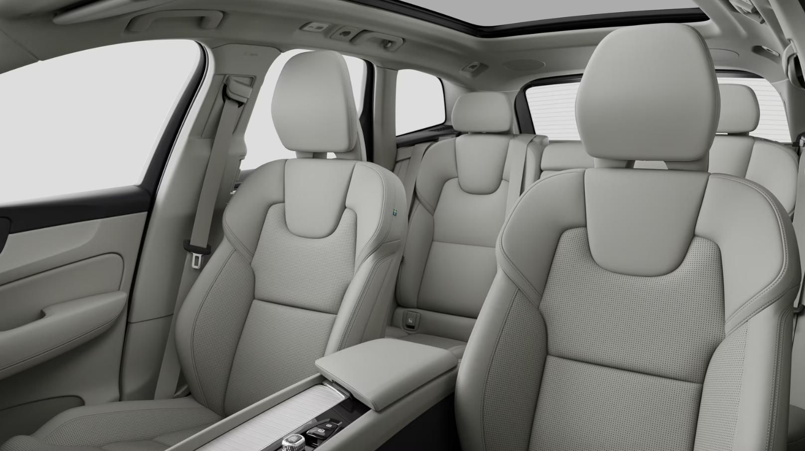 Volvo XC60 4x4 2.0 247 kW automat rok 2026, 7 km, Maďarsko — foto 11 z 39