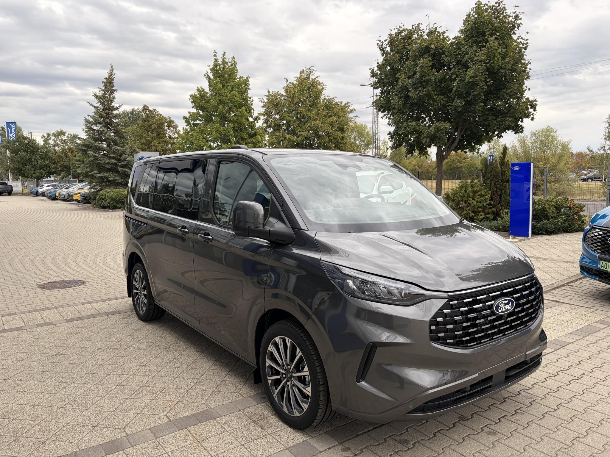 Ford Tourneo rok 2026, 1 km, Maďarsko — foto 2 z 18