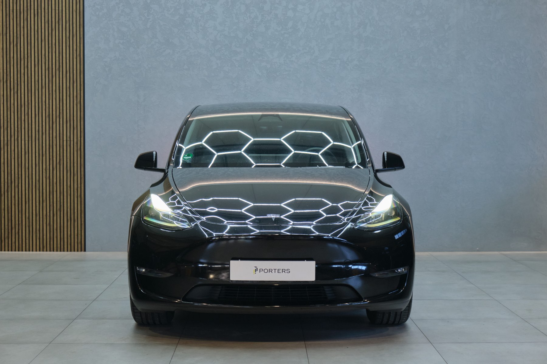 Tesla Model 378 kW automat, Slovensko — foto 2 z 12