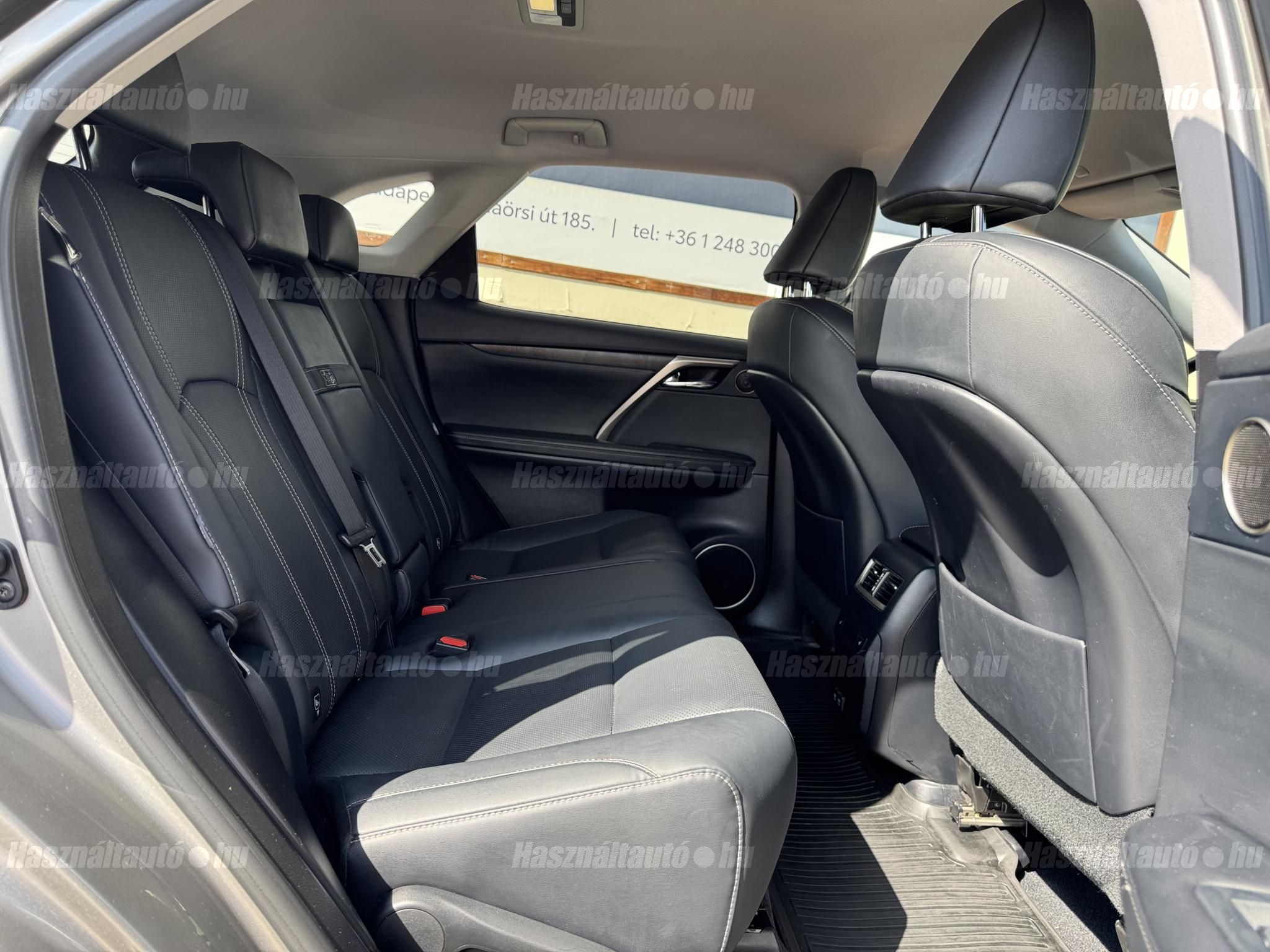 Lexus 17 4x4 3,5 193 kW automat, Maďarsko — foto 11 z 12