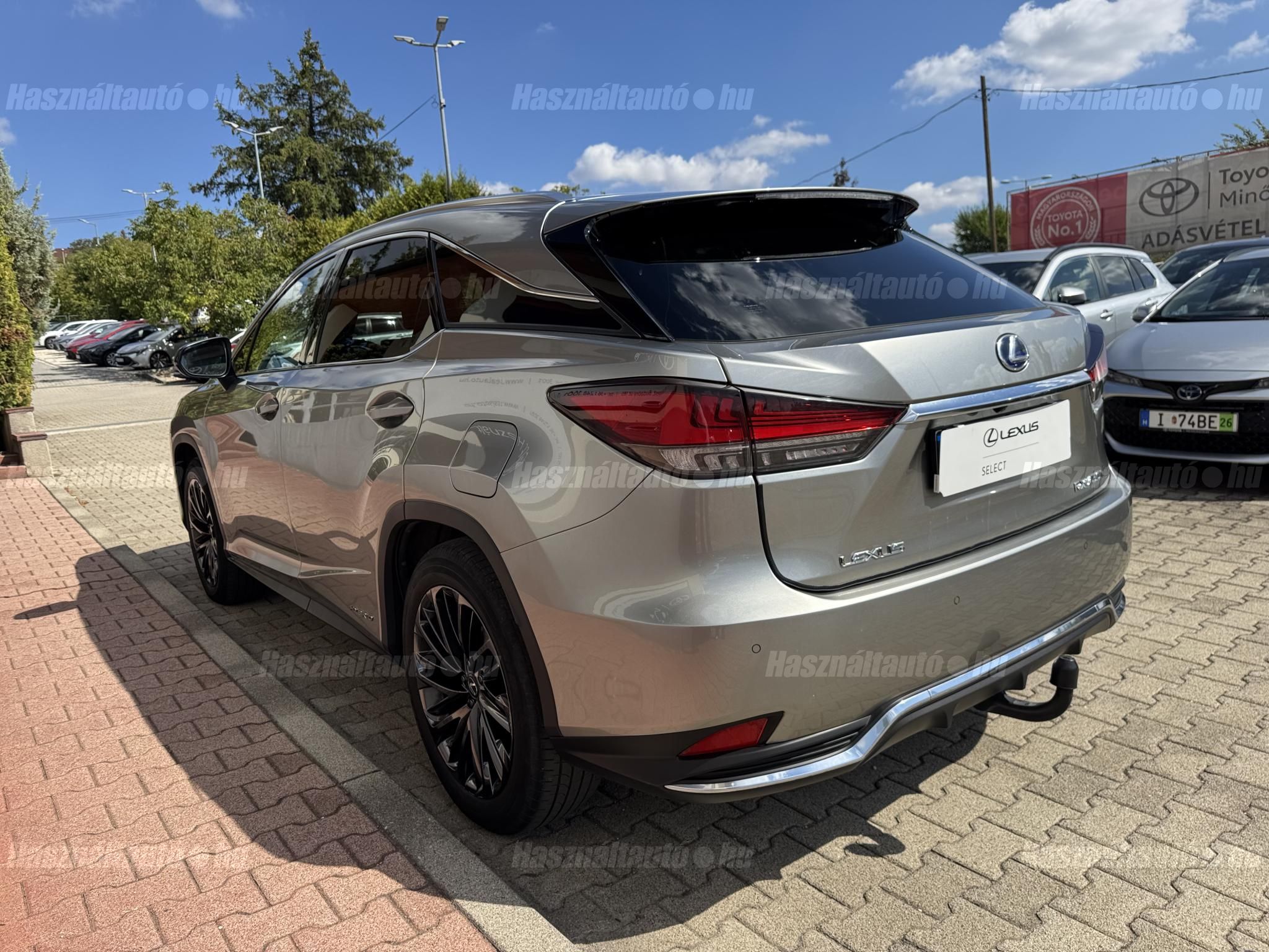 Lexus 17 4x4 3,5 193 kW automat, Maďarsko — foto 5 z 12