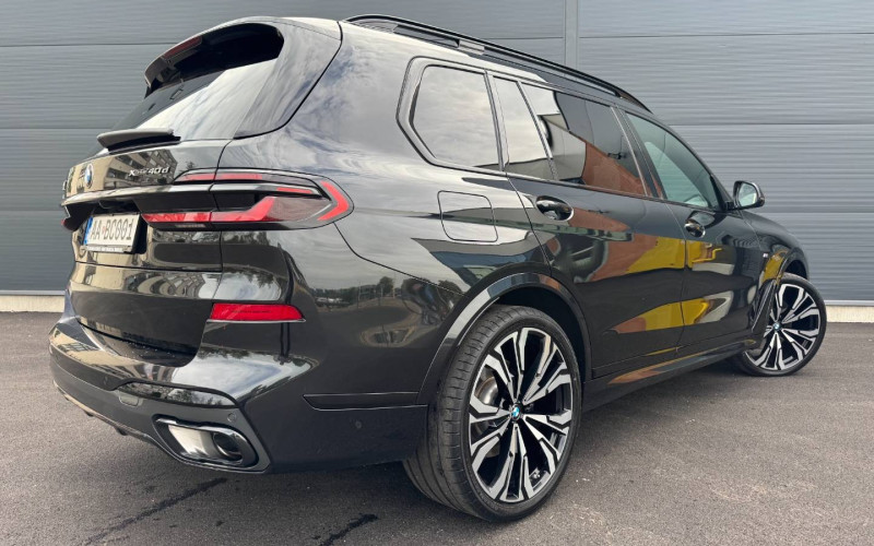 BMW x7 xDrive 3,0 mHEV 259 kW automat, Slovensko — foto 10 z 28