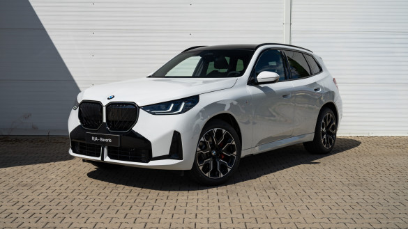 BMW Nitra 3,0 223 kW automat rok 2026, Slovensko — foto 3 z 25
