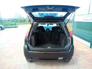 Suzuki Ignis 1.3 69 kW manuál rok 2003, 287 980 km, Maďarsko — foto 8 z 60