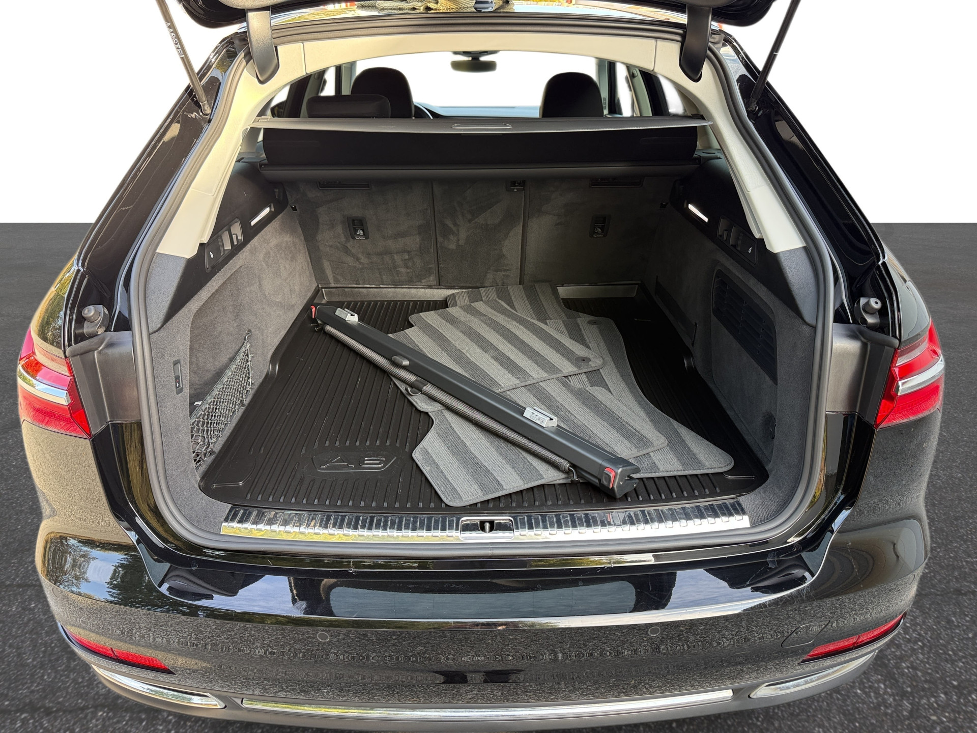 Audi a6 quattro TDI mHEV automat, 54 389 km, Slovensko — foto 16 z 60