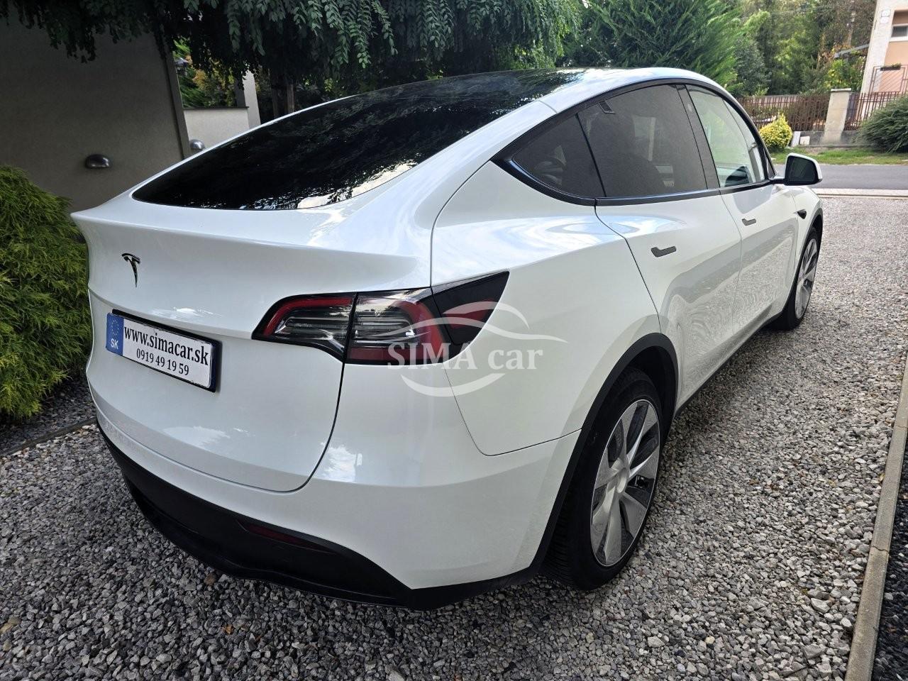 Tesla Model Y Standard 60 kWh 60kWh rok 2023, Slovensko — foto 13 z 42