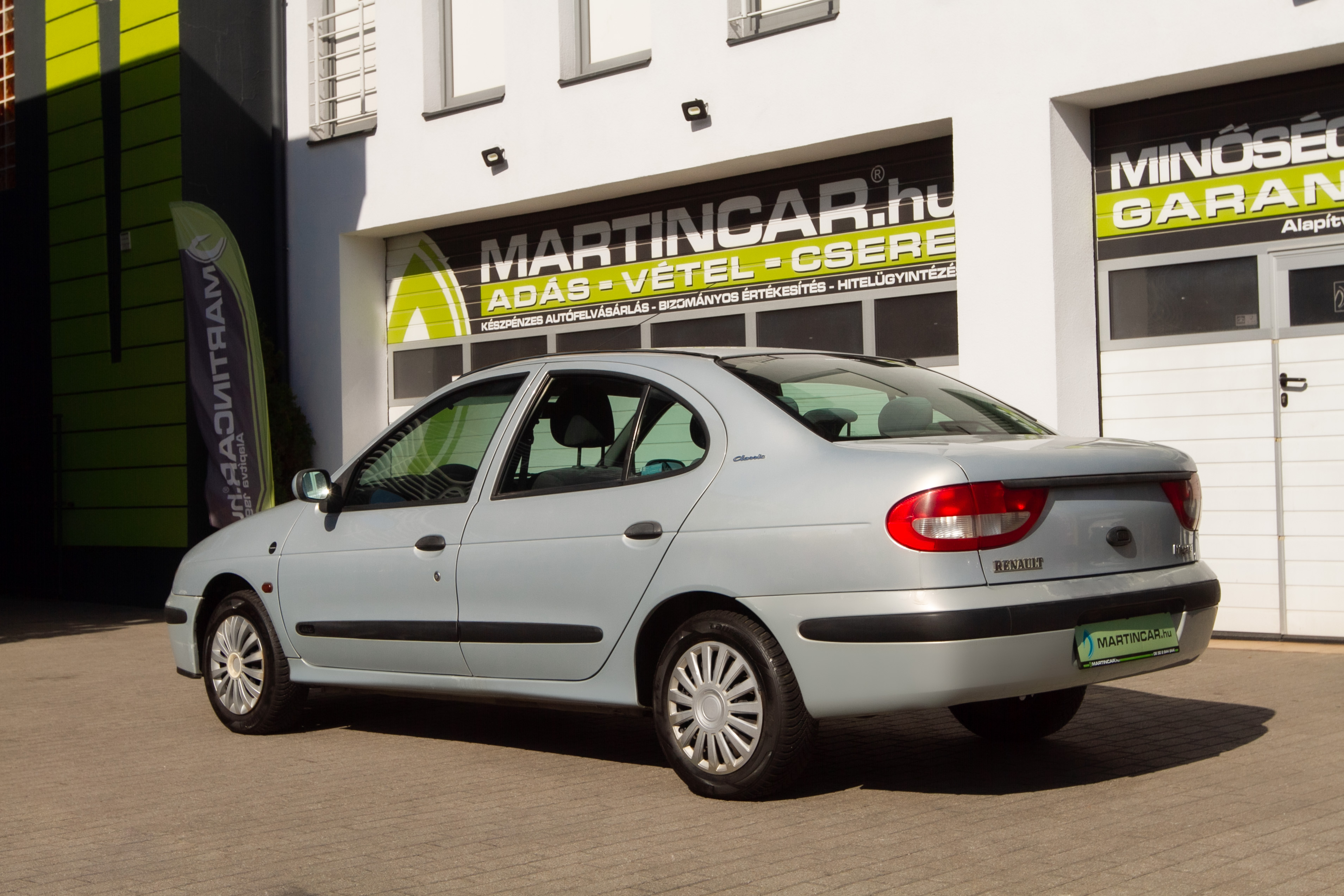 Renault Megane Classic 16V 1.4 70 kW manuál rok 2002, 177 000 km, Maďarsko — foto 2 z 50