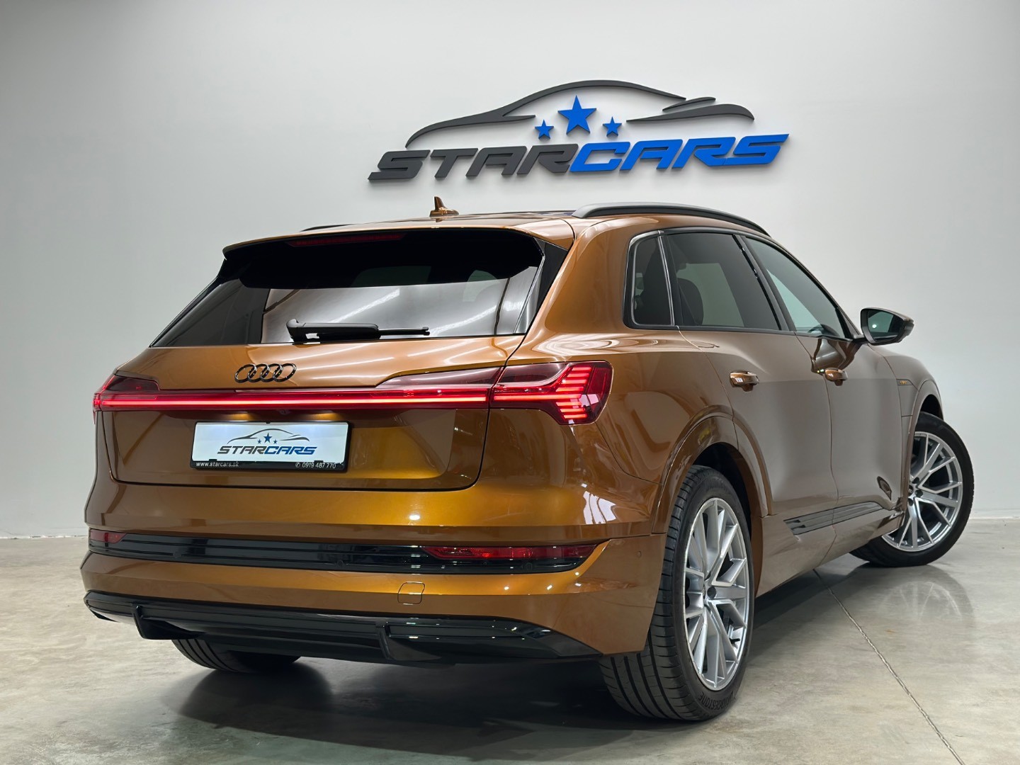 Audi E-tron 300 kW automat, Slovensko — foto 12 z 60