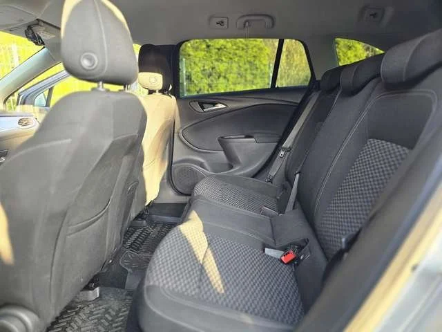 Opel Astra Sport 74 kW manuál rok 2017, 164 954 km, Německo — foto 11 z 15
