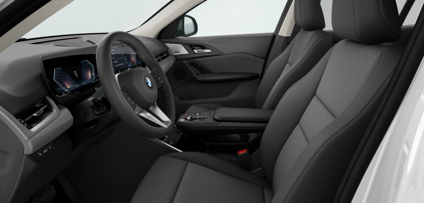 BMW x2 automat rok 2025, 9 691 km, Německo — foto 2 z 30
