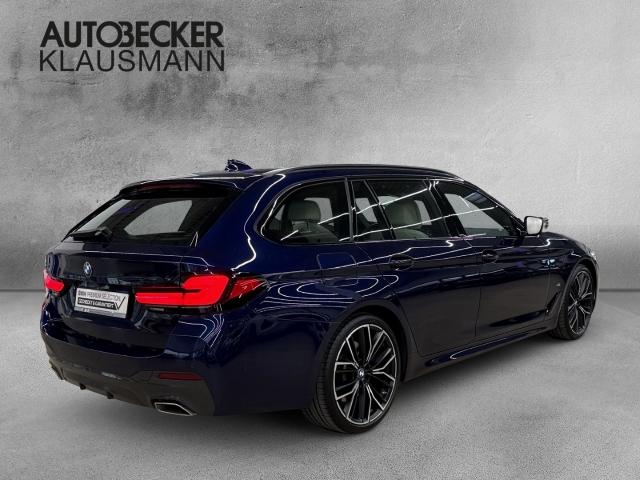 BMW 540i xDrive automat rok 2023, 53 826 km, Německo — foto 4 z 29