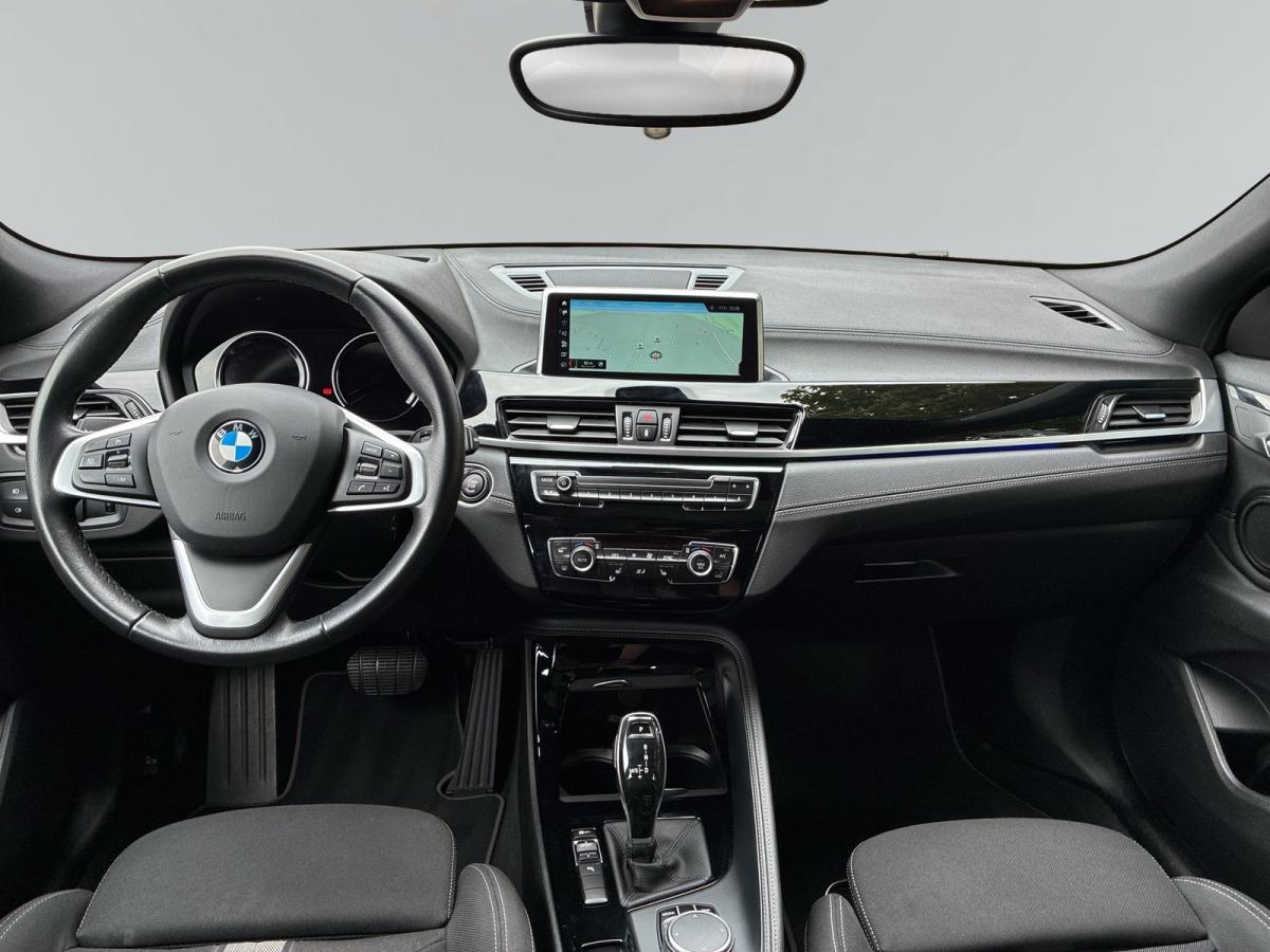BMW x2 automat rok 2020, 61 550 km, Německo — foto 14 z 29