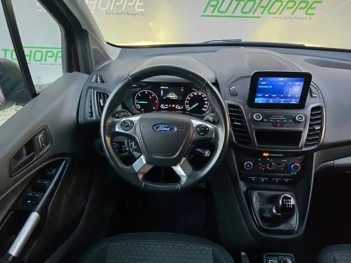 Ford Grand Tourneo, 99 800 km, Německo — foto 11 z 13
