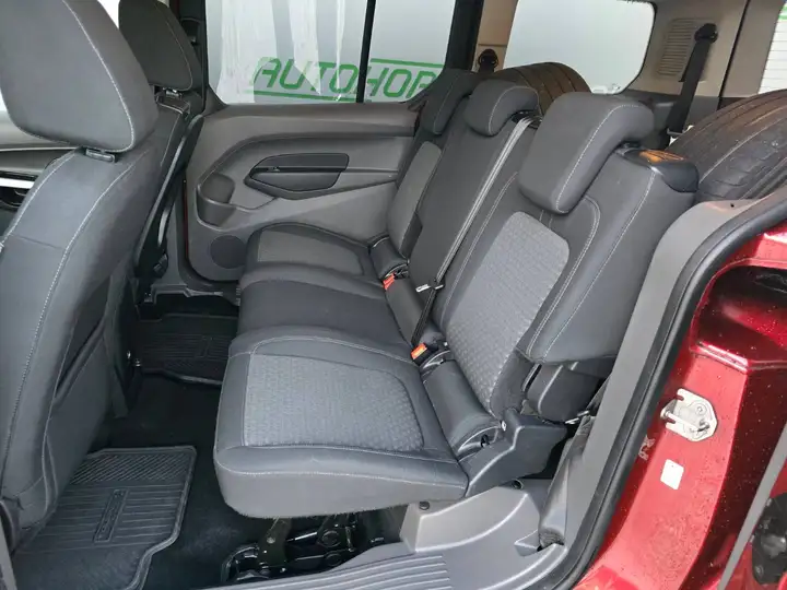 Ford Grand Tourneo, 99 800 km, Německo — foto 5 z 13
