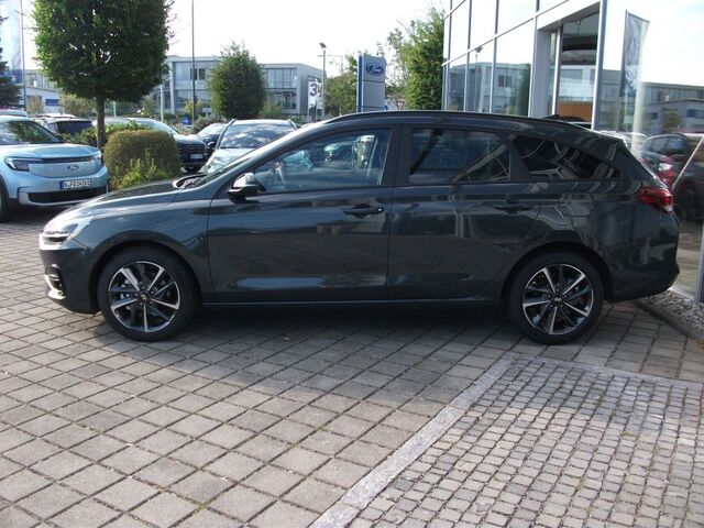 Hyundai 74 kW automat rok 2024, 1 010 km, Německo — foto 5 z 11