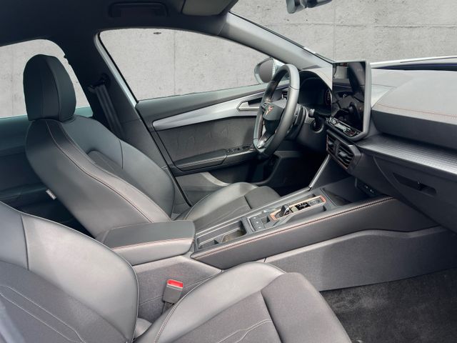 Cupra Formentor eTSI 1.5 DSG 110 kW rok 2025, 15 781 km, Německo — foto 16 z 25