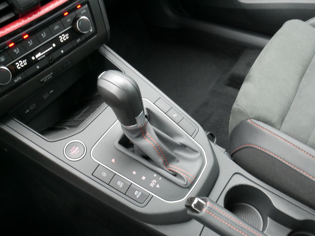 Seat 1,0 85 kW automat rok 2024, 28 039 km, Německo — foto 13 z 24