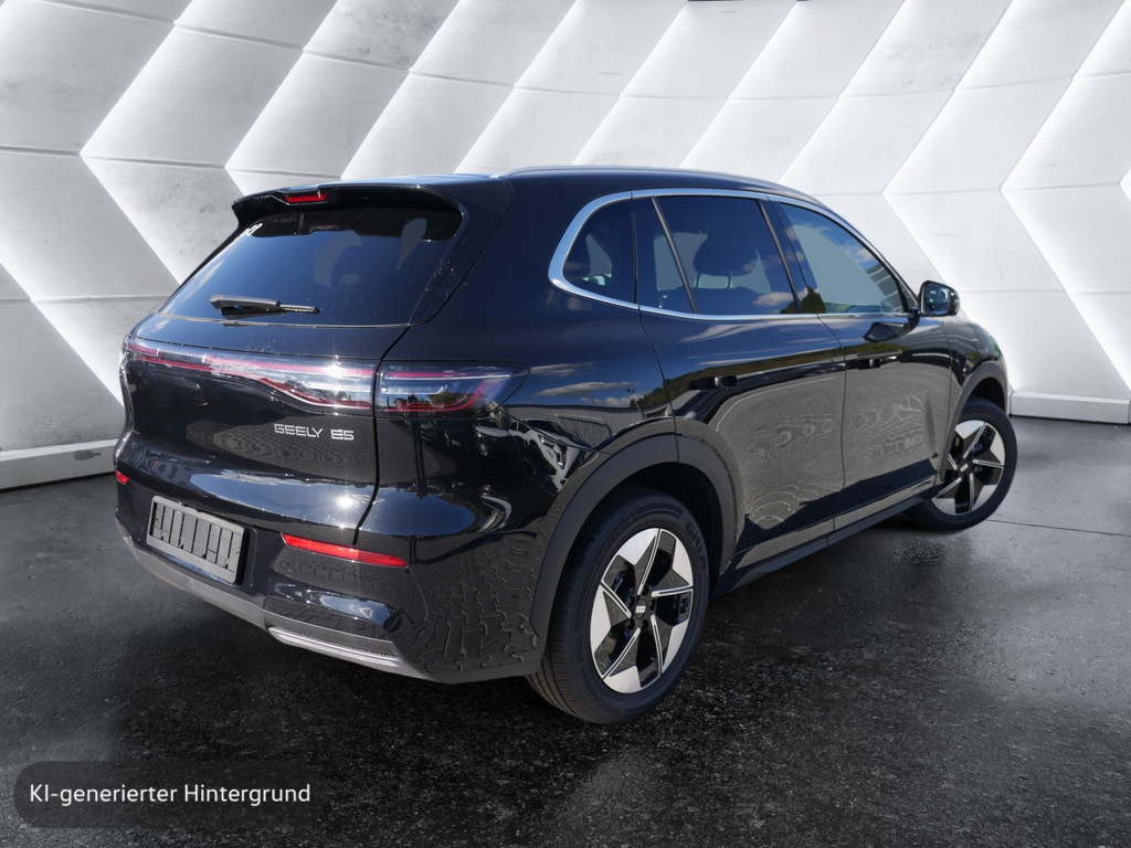 Geely 160 kW automat, 100 km, Německo — foto 4 z 25