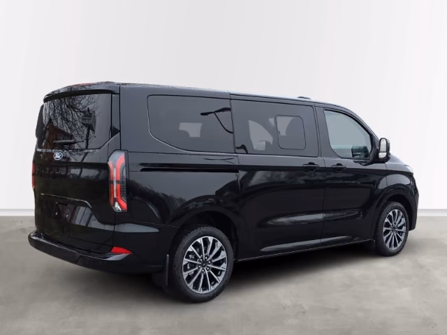 Ford Tourneo Custom automat rok 2026, Německo — foto 5 z 32