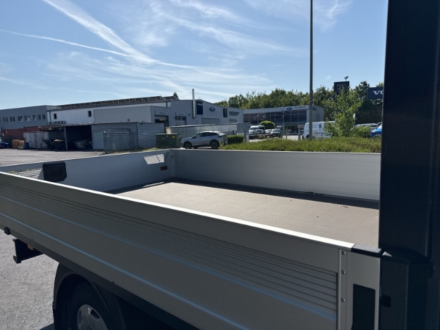 Ford Transit manuál, 100 km, Německo — foto 14 z 52