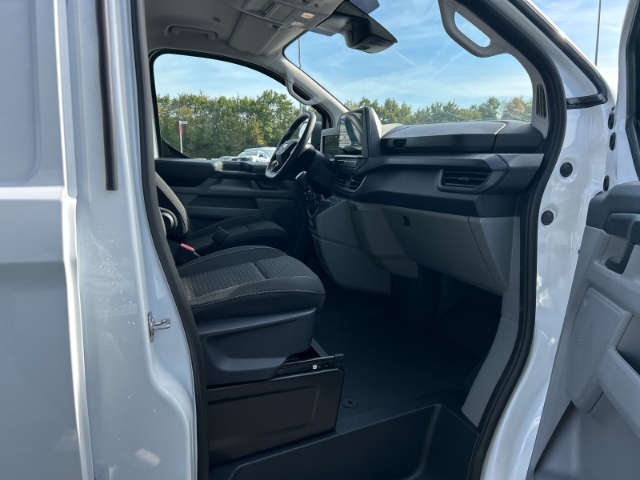 Ford Transit Custom manuál, 100 km, Německo — foto 12 z 60