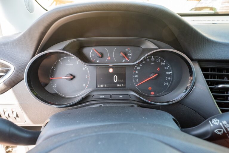 Mazda CX-30 2.5 2,5 103 kW automat, 10 km, Německo — foto 9 z 60