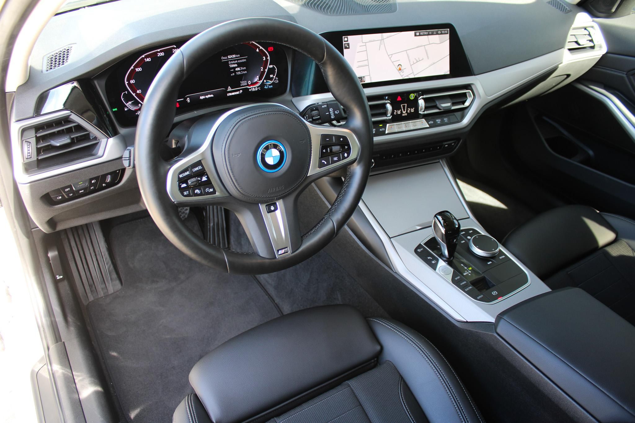 BMW 2,0 135 kW automat rok 2022, 92 430 km, Maďarsko — foto 11 z 16
