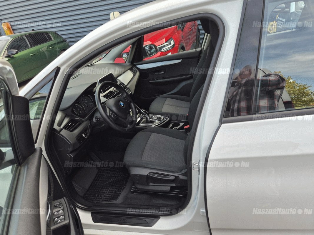 BMW 2-ES 1,5 103 kW rok 2019, 108 212 km, Maďarsko — foto 5 z 12