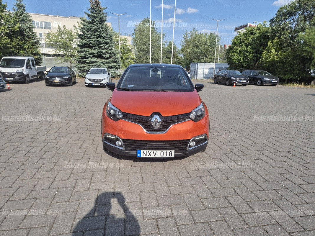 Renault Captur 0.9 TCe 66 kW rok 2016, 108 612 km, Maďarsko — foto 6 z 12