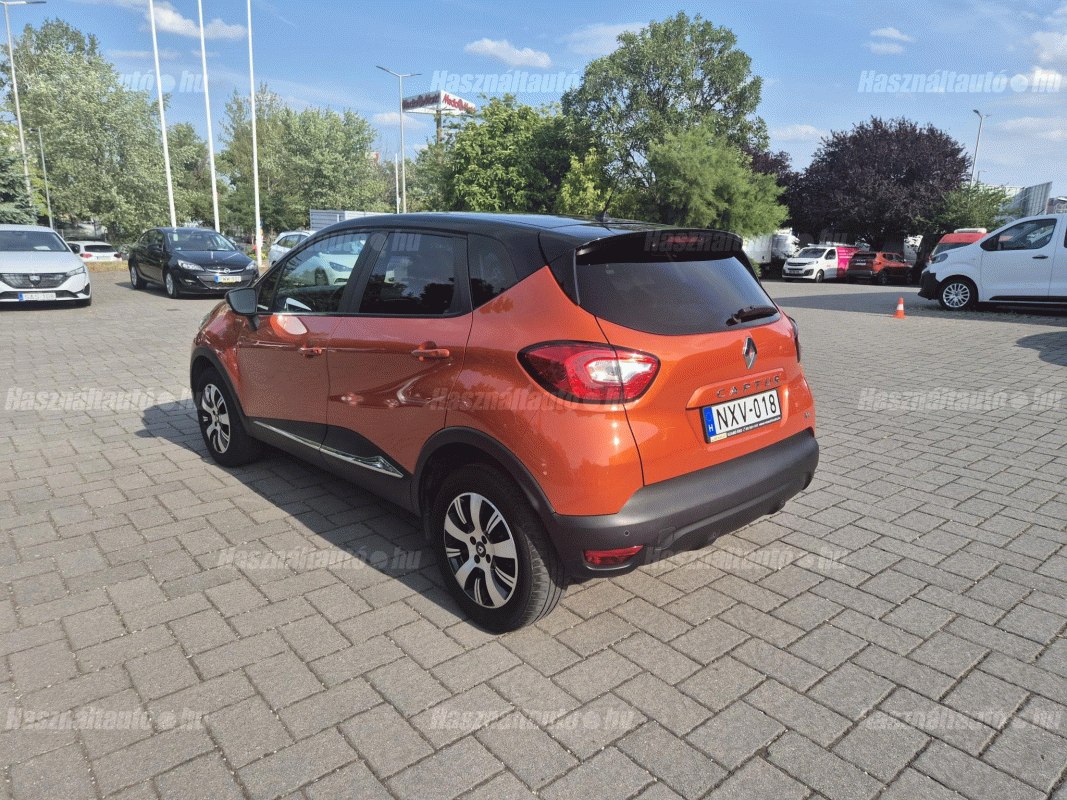 Renault Captur 0.9 TCe 66 kW rok 2016, 108 612 km, Maďarsko — foto 9 z 12