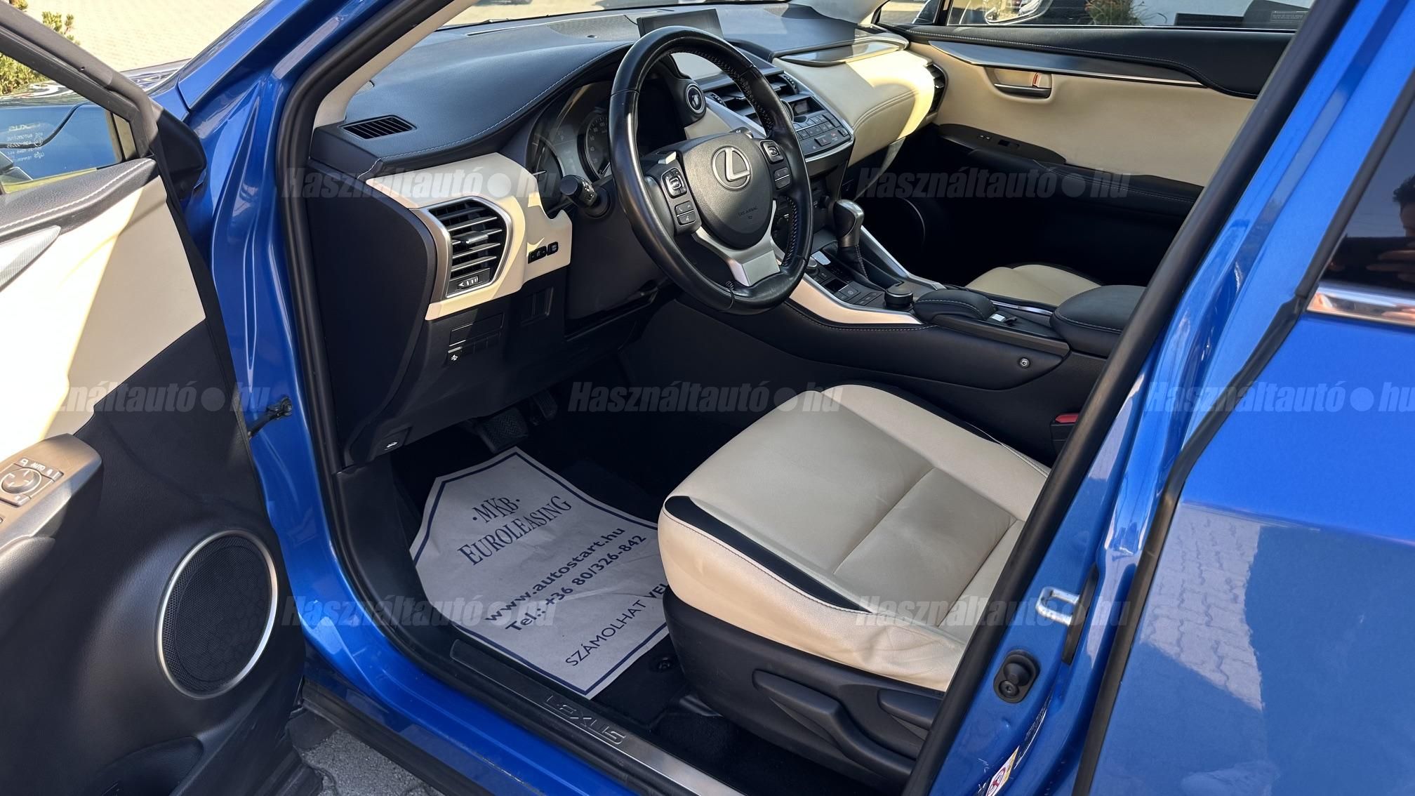 Lexus Rx 450h CVT 114 kW rok 2017, 241 837 km, Maďarsko — foto 16 z 41