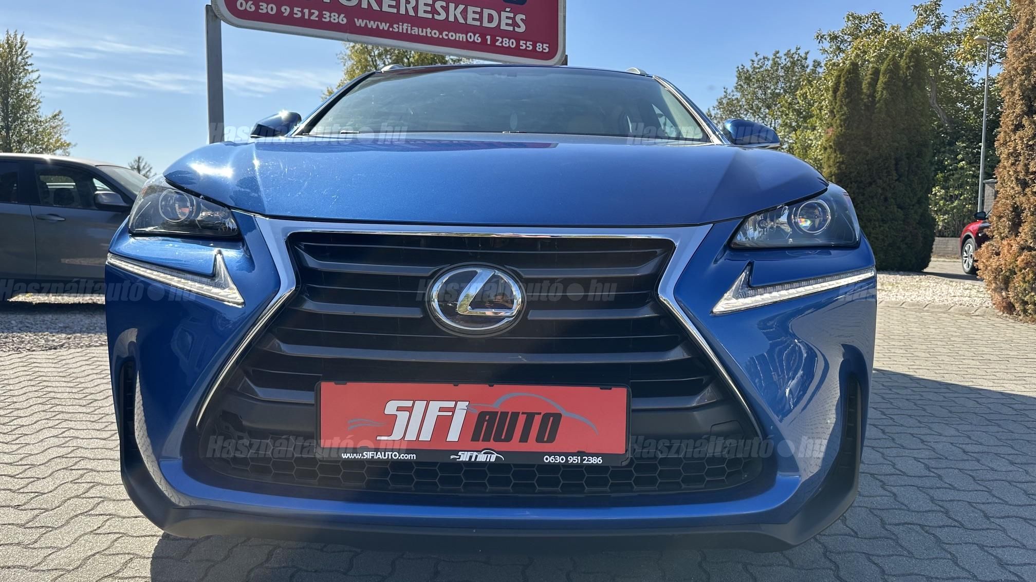 Lexus Rx 450h CVT 114 kW rok 2017, 241 837 km, Maďarsko — foto 3 z 41