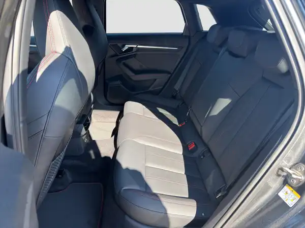 Audi s3 8.4, 100 km, Německo — foto 10 z 17