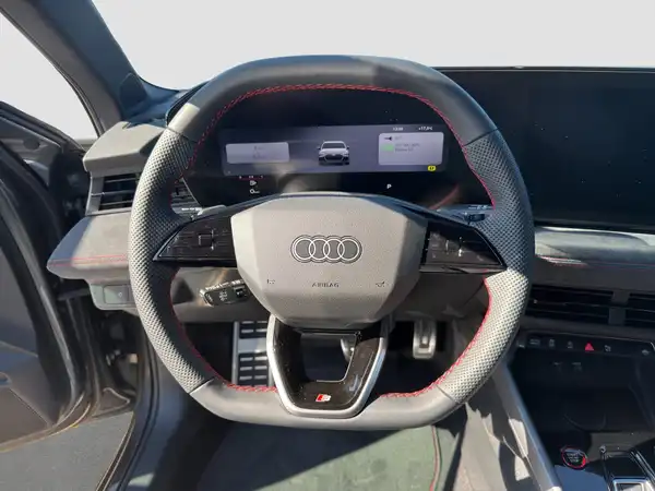 Audi s3 8.4, 100 km, Německo — foto 12 z 17